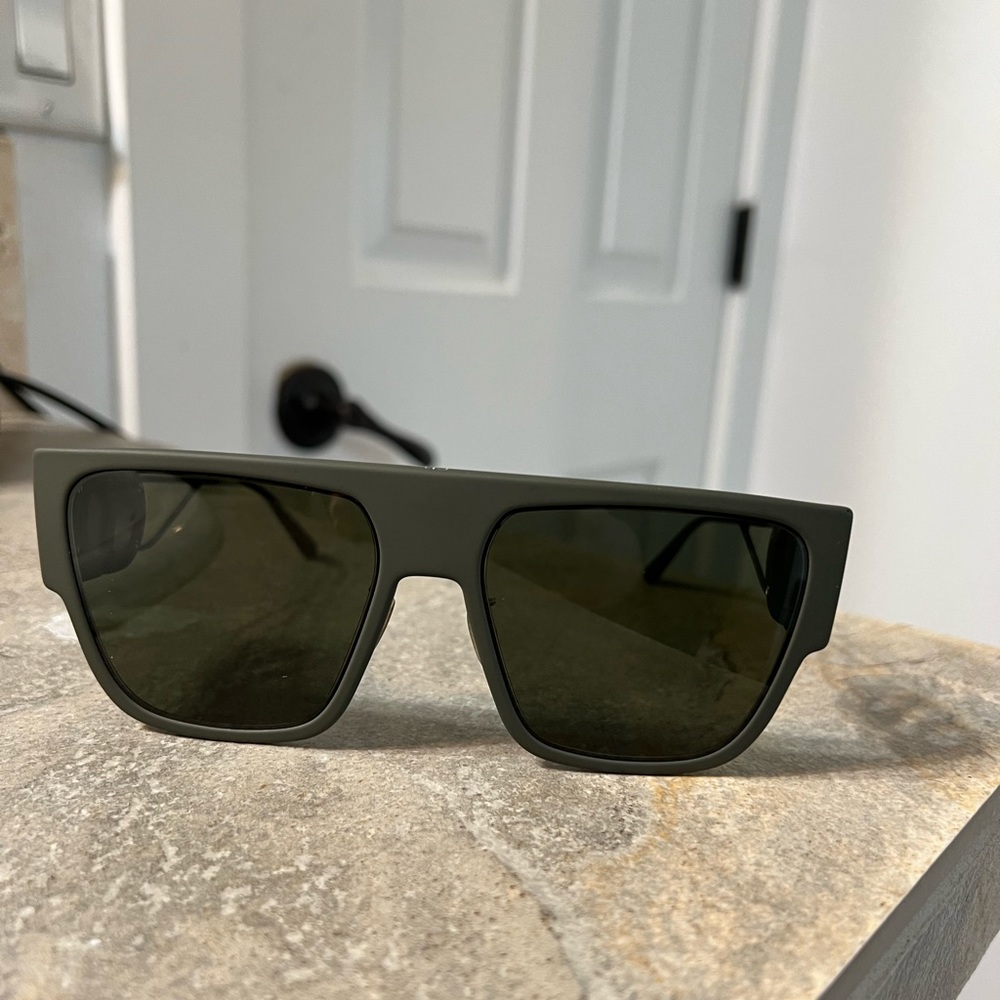 30Montaigne S3U 58mm Injection Plastic Semi-Shield Sunglasses